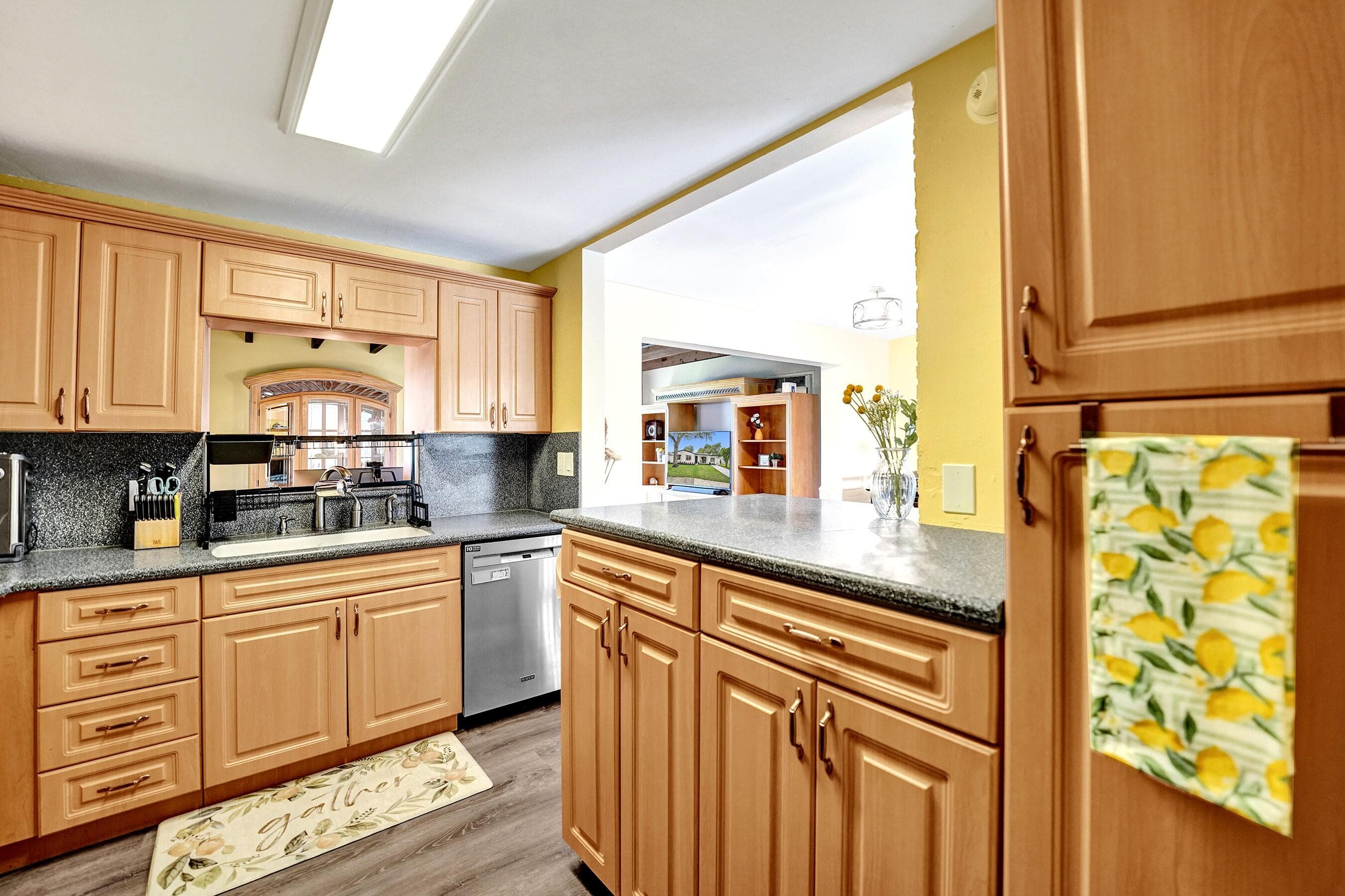 1341 N 30th Road, Hollywood, FL 33021 — photo 22 of 65