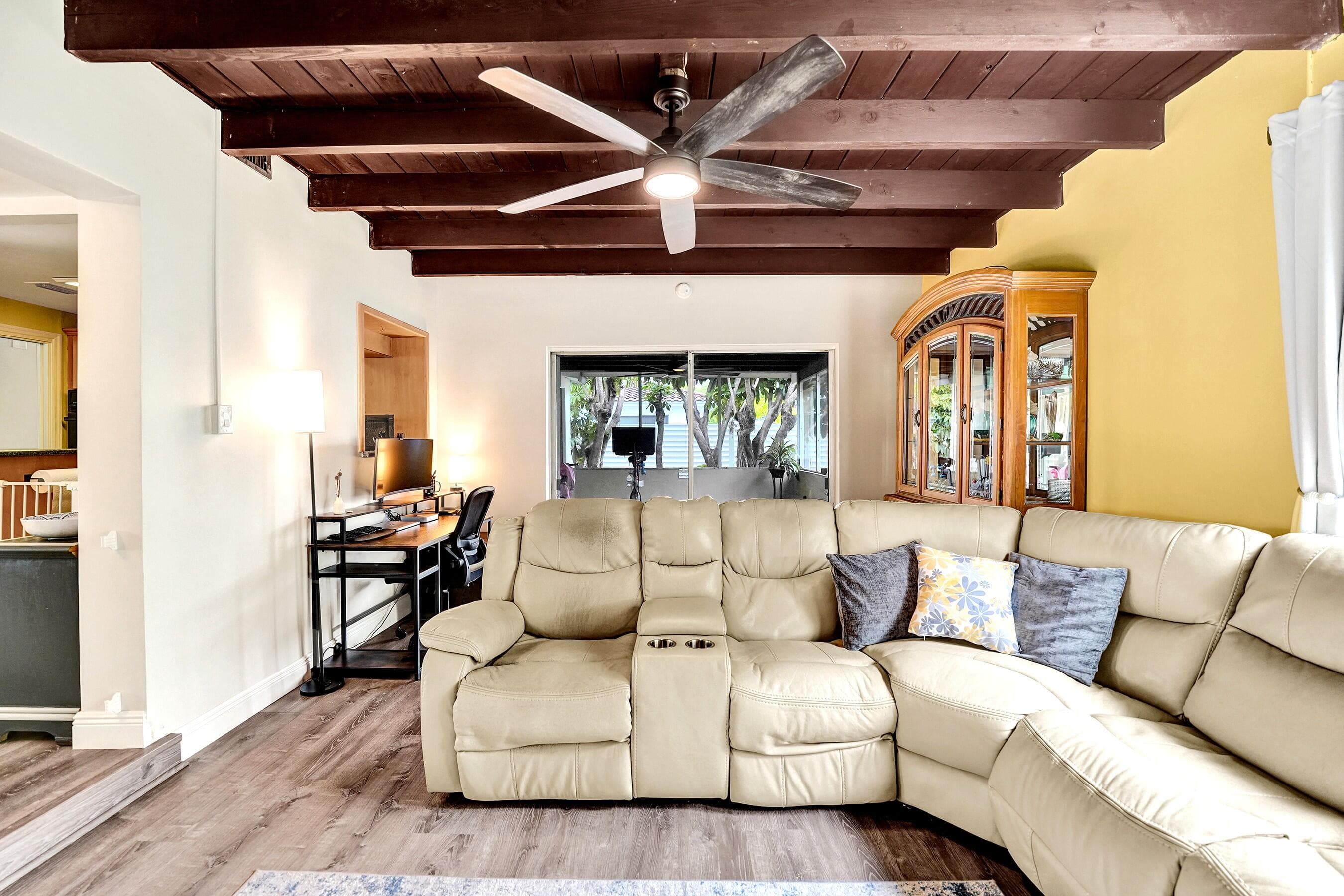 1341 N 30th Road, Hollywood, FL 33021 — photo 27 of 65