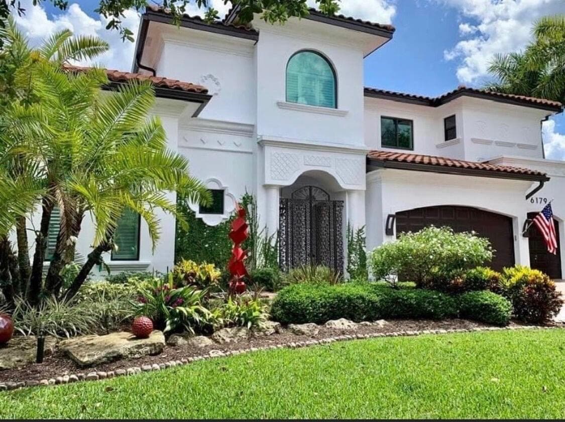 6179 Vía Venetia S, Delray Beach, FL 33484 — photo 1 of 21