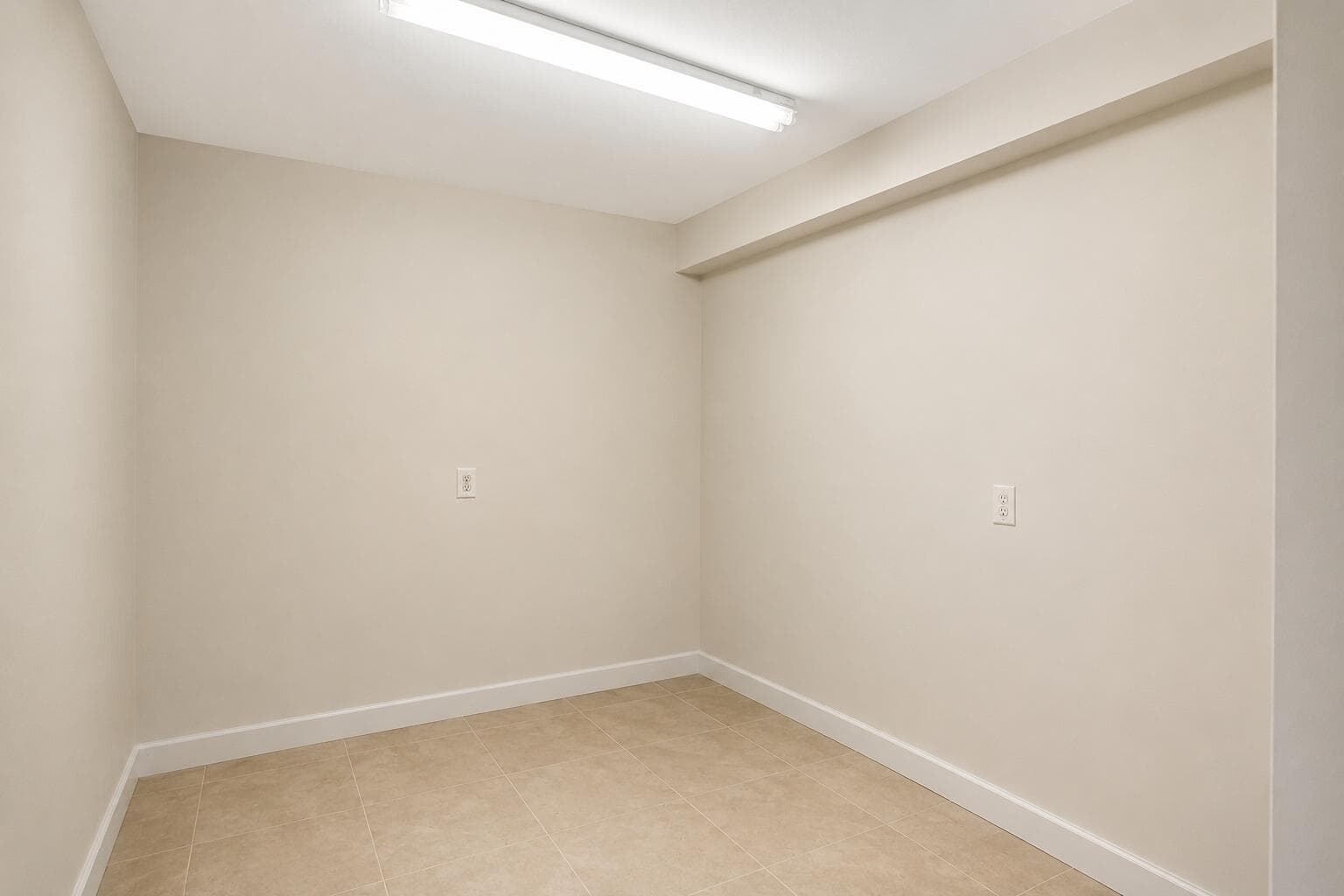 6037 Balboa Circle 101, Boca Raton, FL 33433 — photo 20 of 29