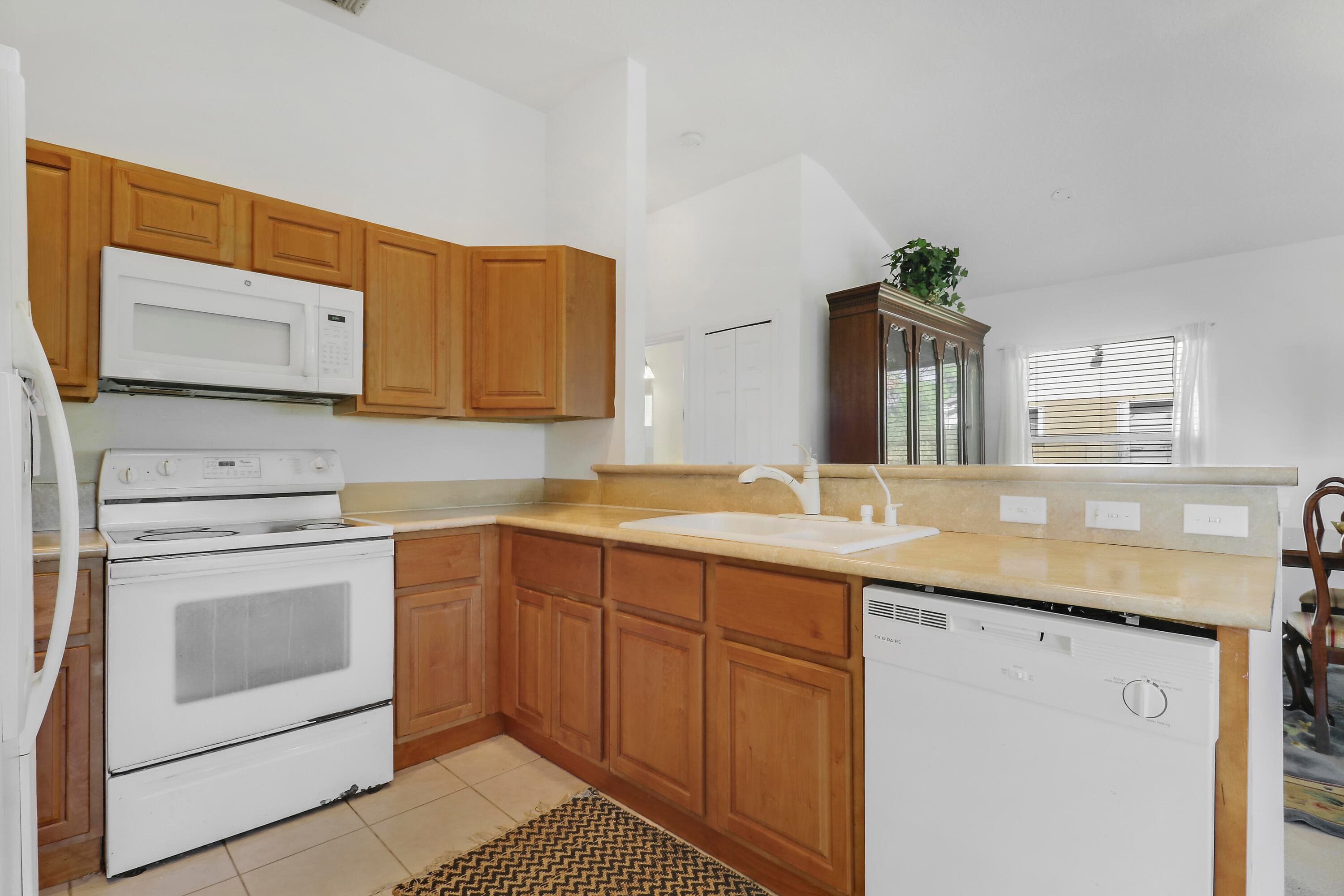 547 SW Butler Avenue, Port St. Lucie, FL 34983 — photo 19 of 38