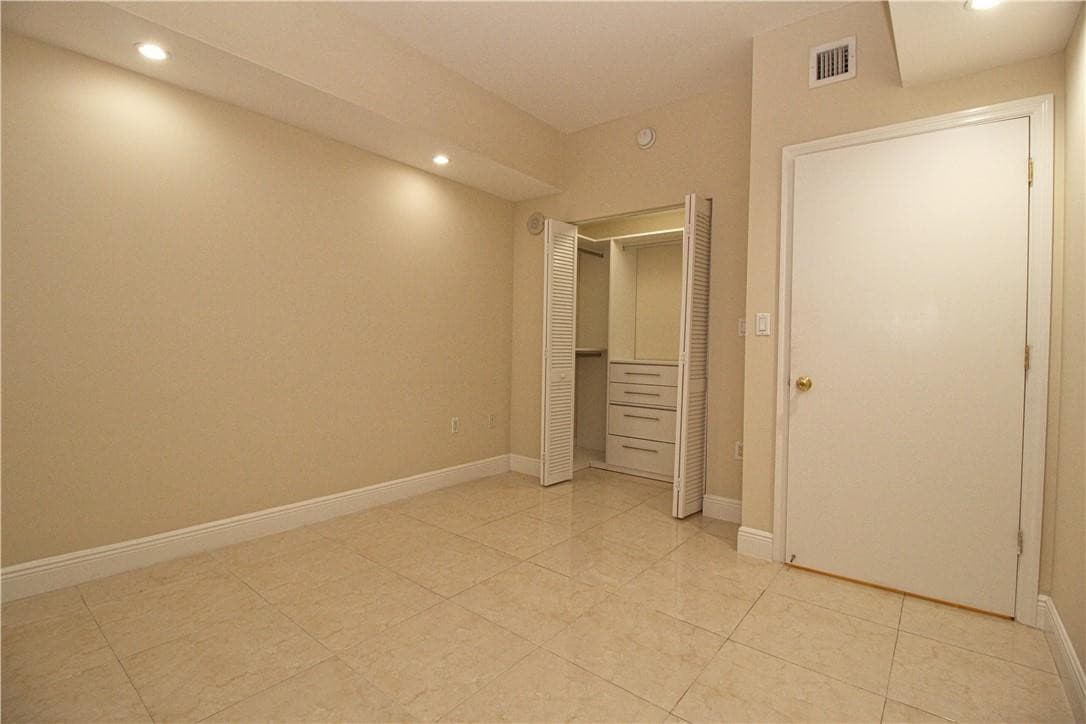 4100 Salzedo Street 512, Coral Gables, FL 33146 — photo 12 of 32