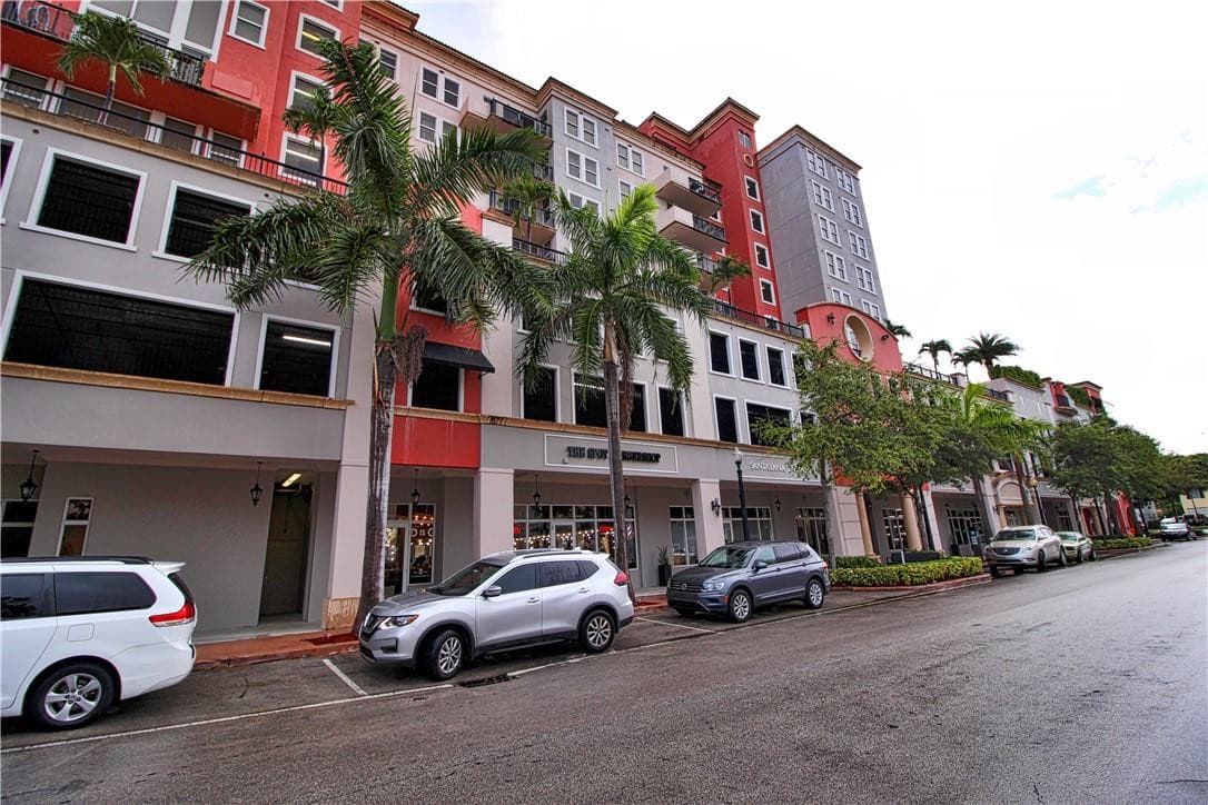 4100 Salzedo Street 512, Coral Gables, FL 33146 — photo 14 of 32