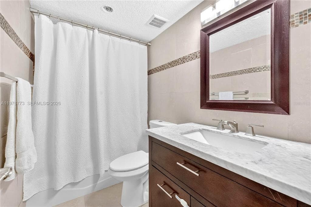 1490 Laguna Lane, Pembroke Pines, FL 33026 — photo 14 of 21