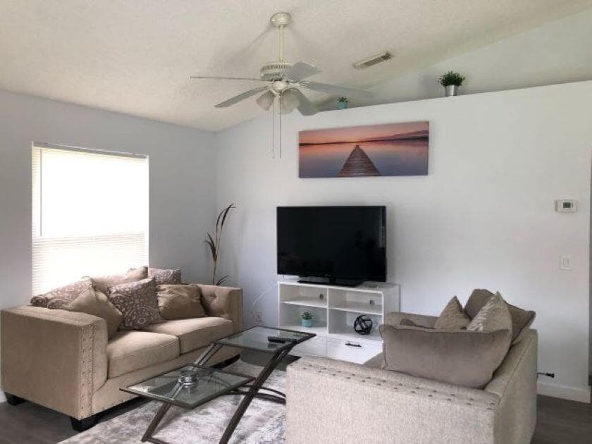 2812 Stoneway Lane Unit B, Fort Pierce, FL 34982 — photo 3 of 17