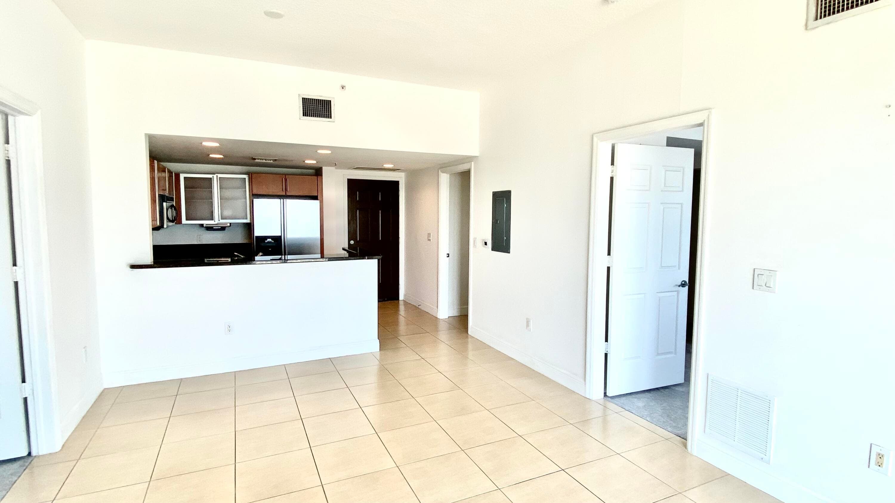 610 Clematis Street 804, West Palm Beach, FL 33401 — photo 3 of 29
