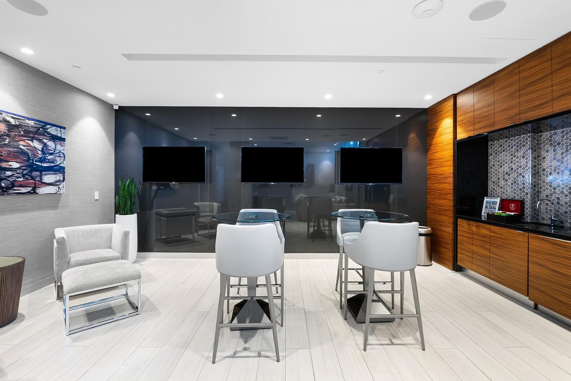 701 N Fort Lauderdale Beach Boulevard 605, Fort Lauderdale, FL 33304 — photo 53 of 57