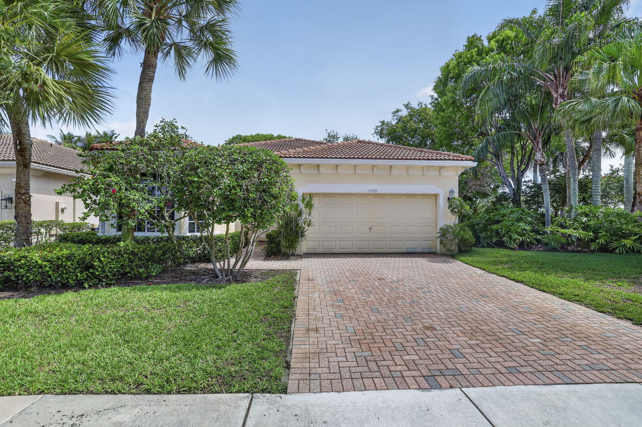 19305 SW 66th Street, Pembroke Pines, FL 33332 — photo 42 of 43