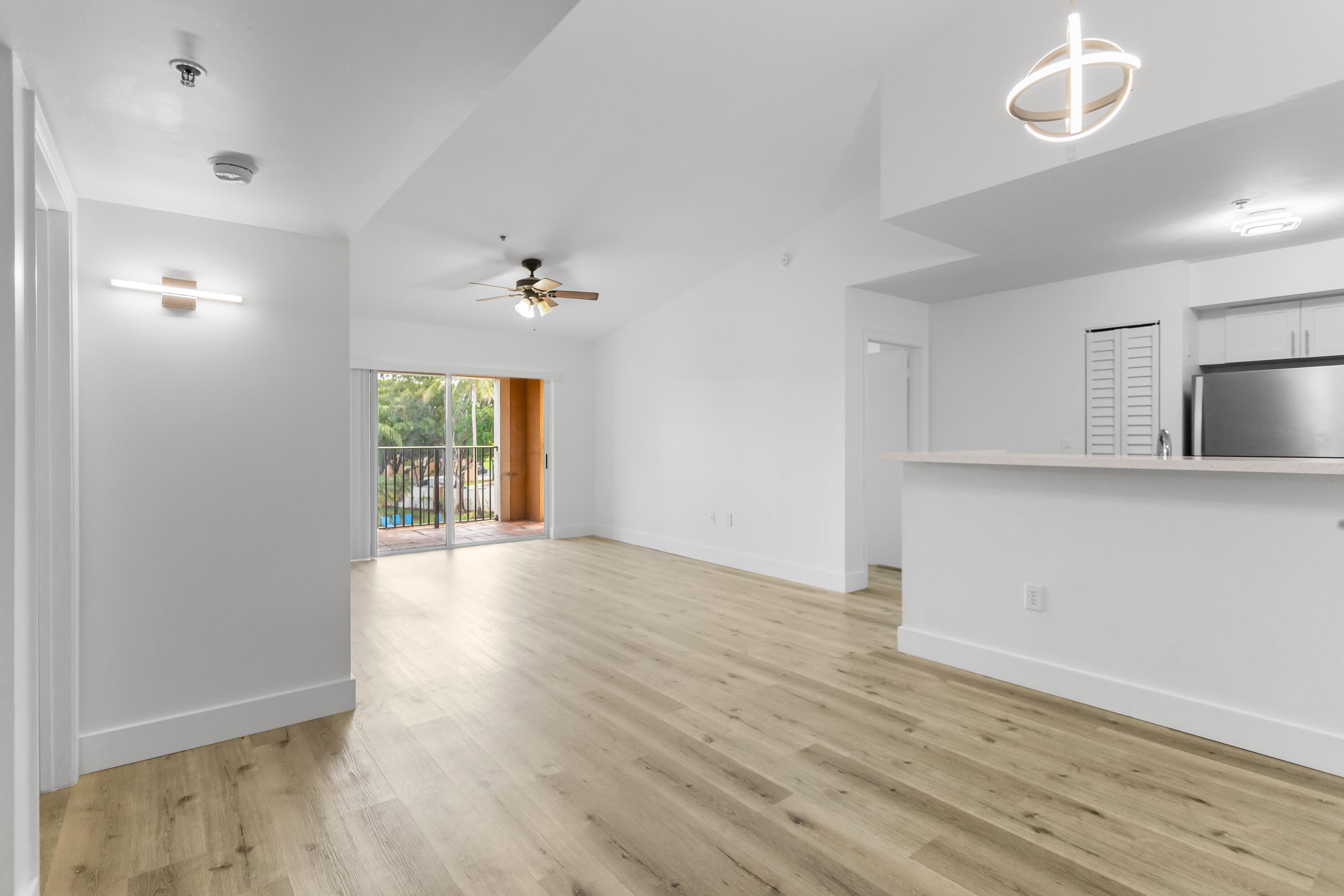 2113 Renaissance Boulevard 306, Miramar, FL 33025 — photo 2 of 59