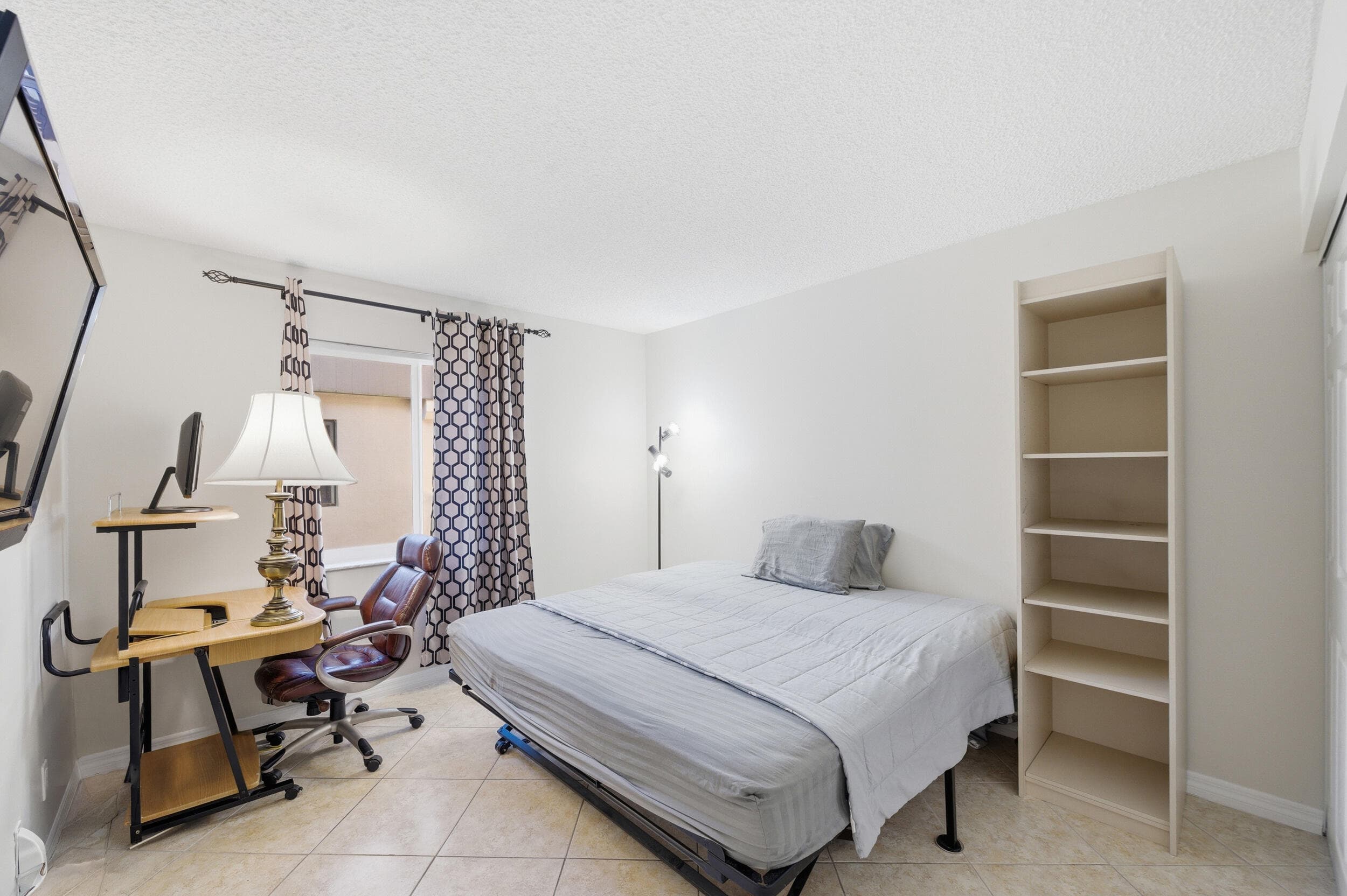 129 Piedmont C, Delray Beach, FL 33484 — photo 15 of 52