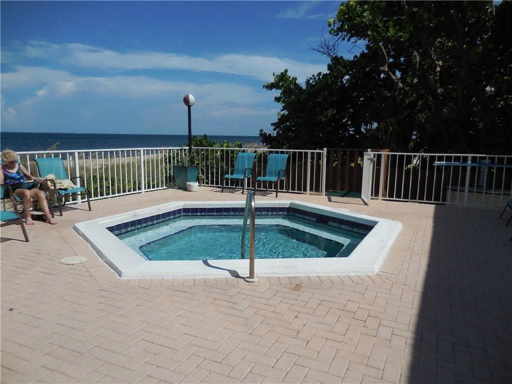 1010 S Ocean Boulevard 1515, Pompano Beach, FL 33062 — photo 31 of 32