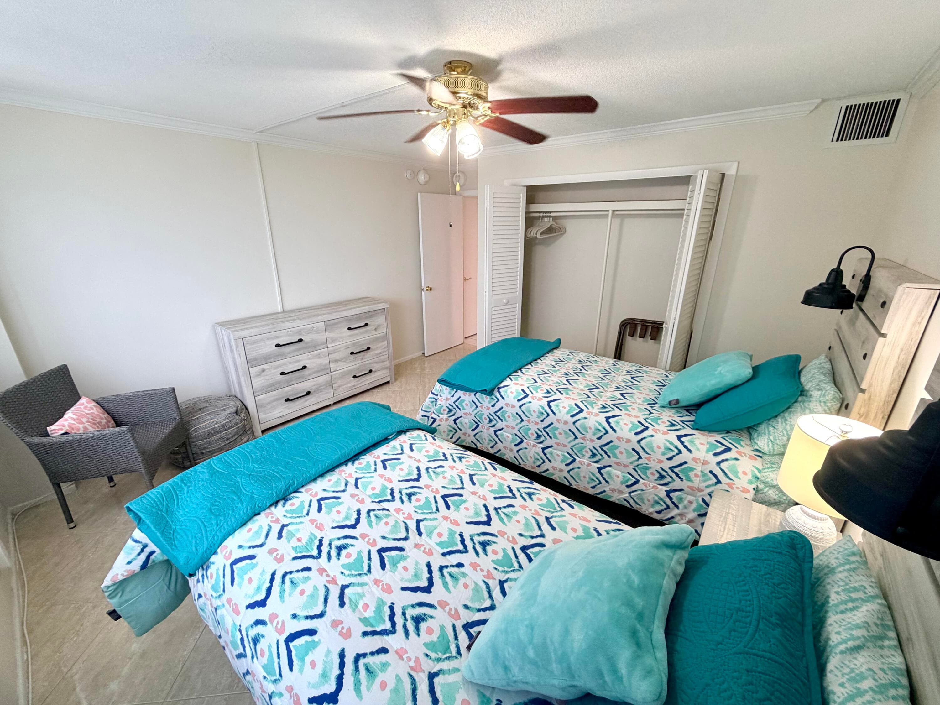 133 N Pompano Beach Boulevard 709, Pompano Beach, FL 33062 — photo 8 of 22