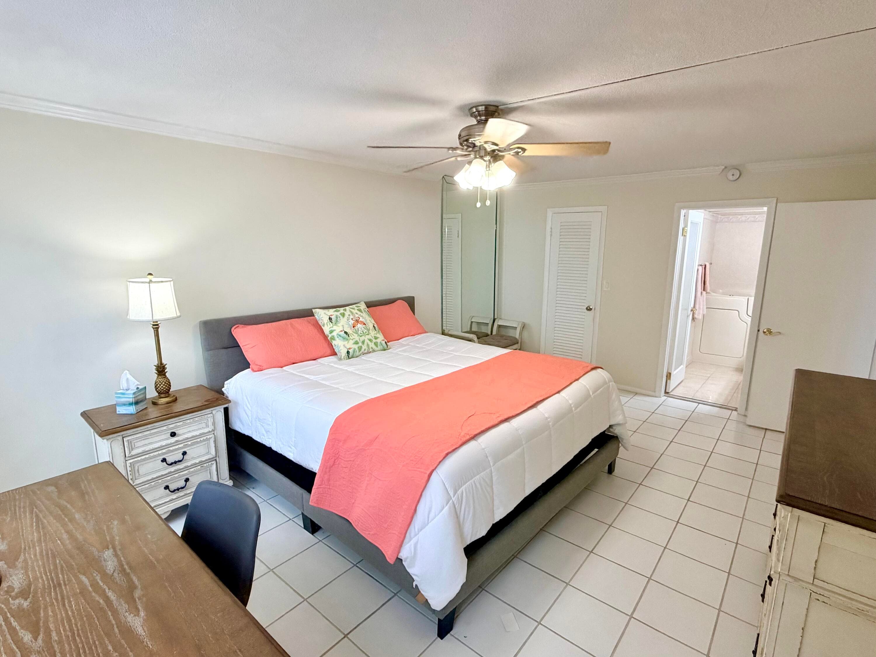 133 N Pompano Beach Boulevard 709, Pompano Beach, FL 33062 — photo 12 of 22