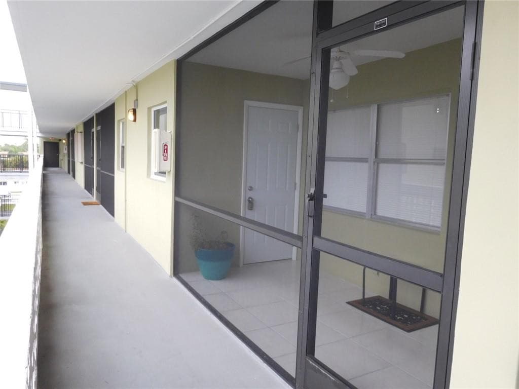 1425 Arthur Street 414b, Hollywood, FL 33020 — photo 13 of 50