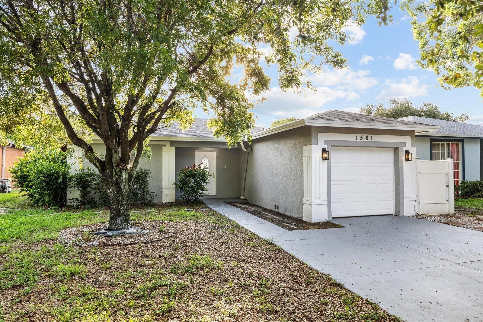 1561 NW 7th Lane, Pompano Beach, FL 33060 — photo 4 of 30