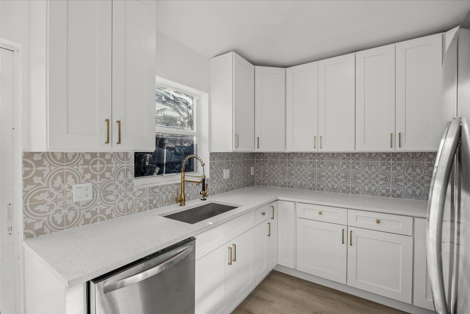 1561 NW 7th Lane, Pompano Beach, FL 33060 — photo 10 of 30