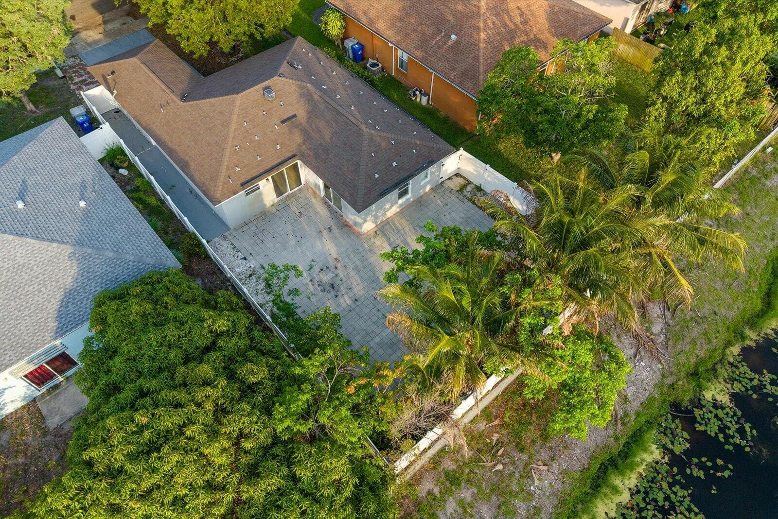 1561 NW 7th Lane, Pompano Beach, FL 33060 — photo 27 of 30