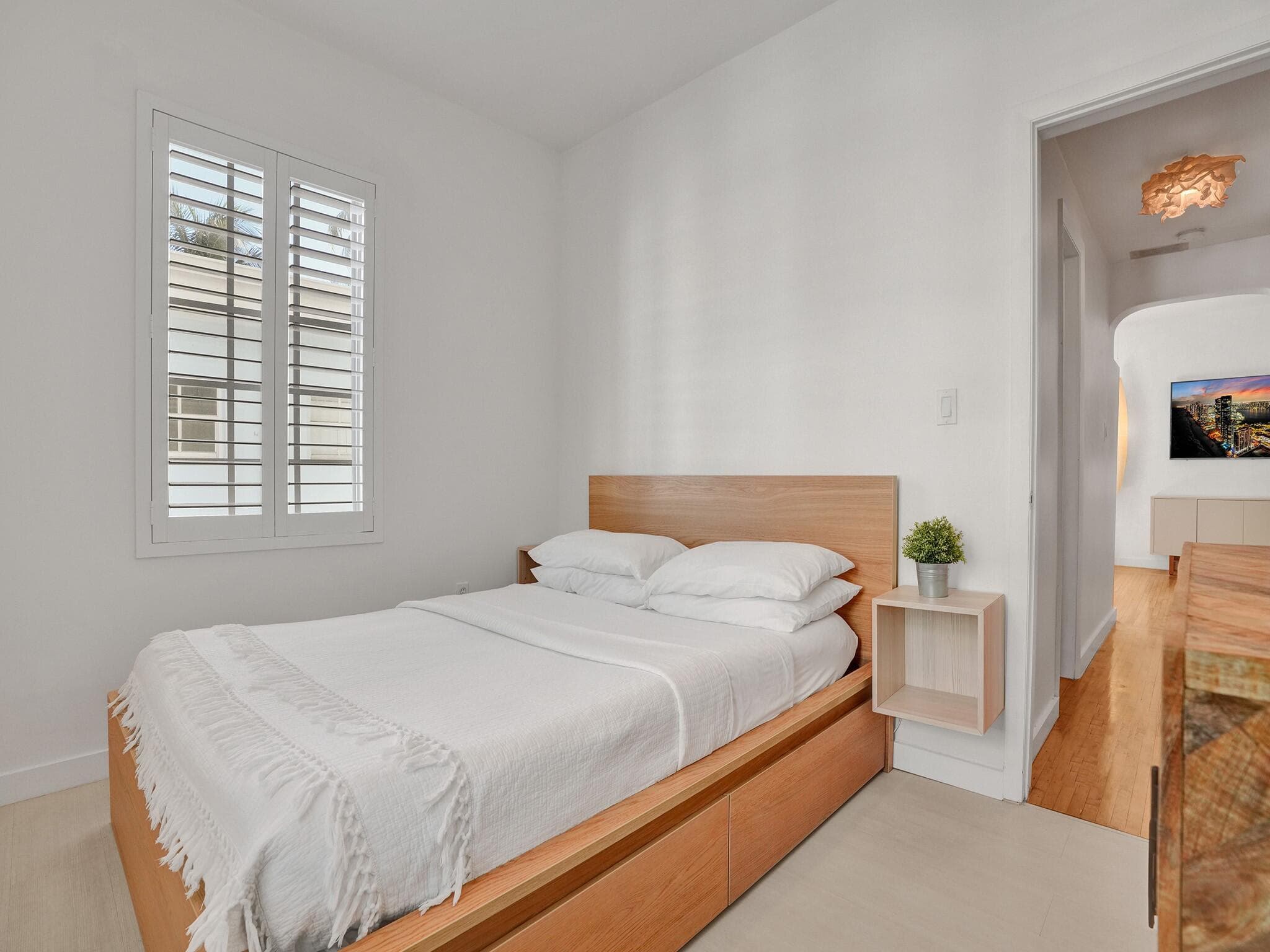 815 Euclid Avenue 10, Miami Beach, FL 33139 — photo 36 of 40