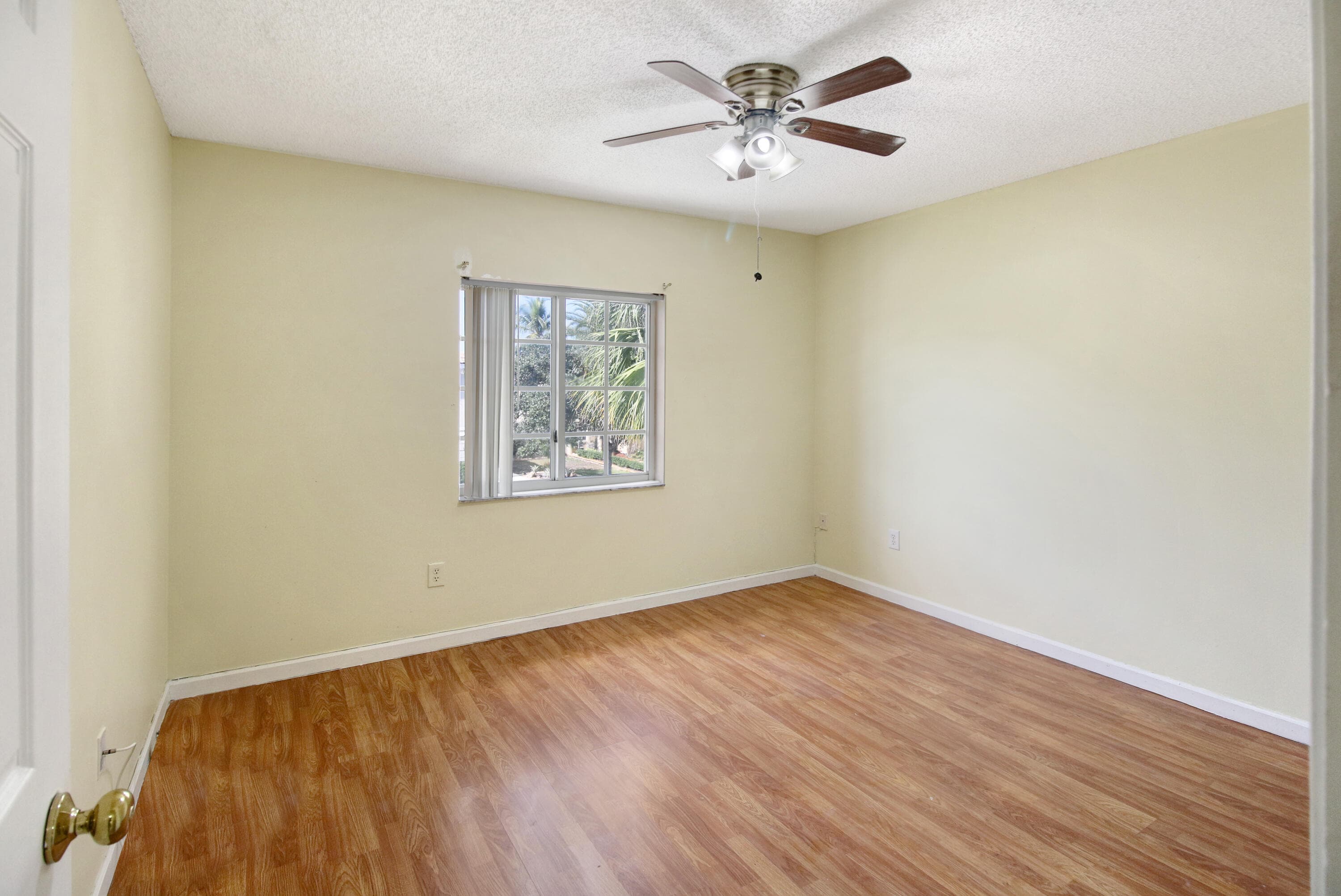 401 SW 203rd Avenue, Pembroke Pines, FL 33029 — photo 17 of 36
