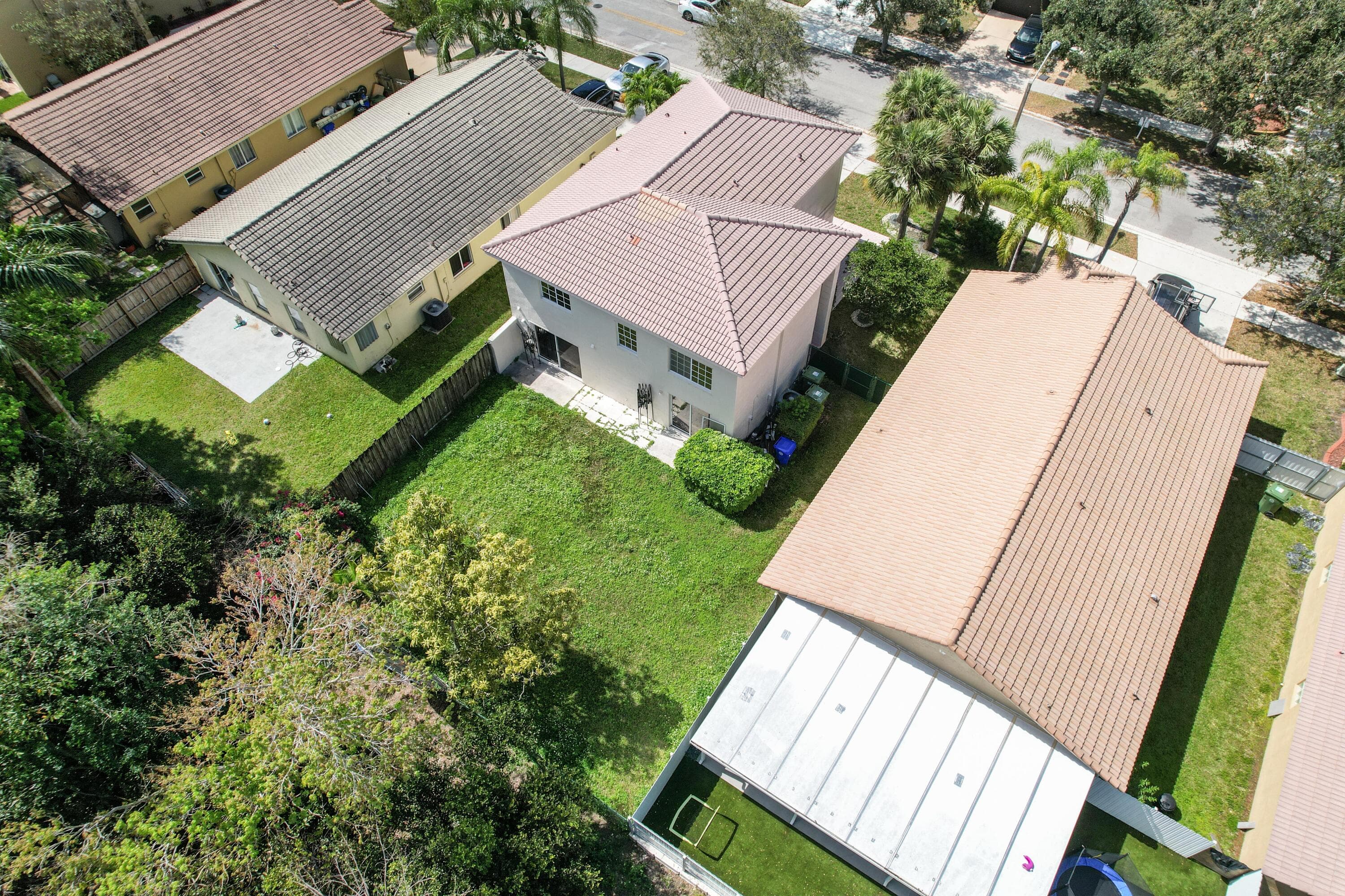 401 SW 203rd Avenue, Pembroke Pines, FL 33029 — photo 10 of 36