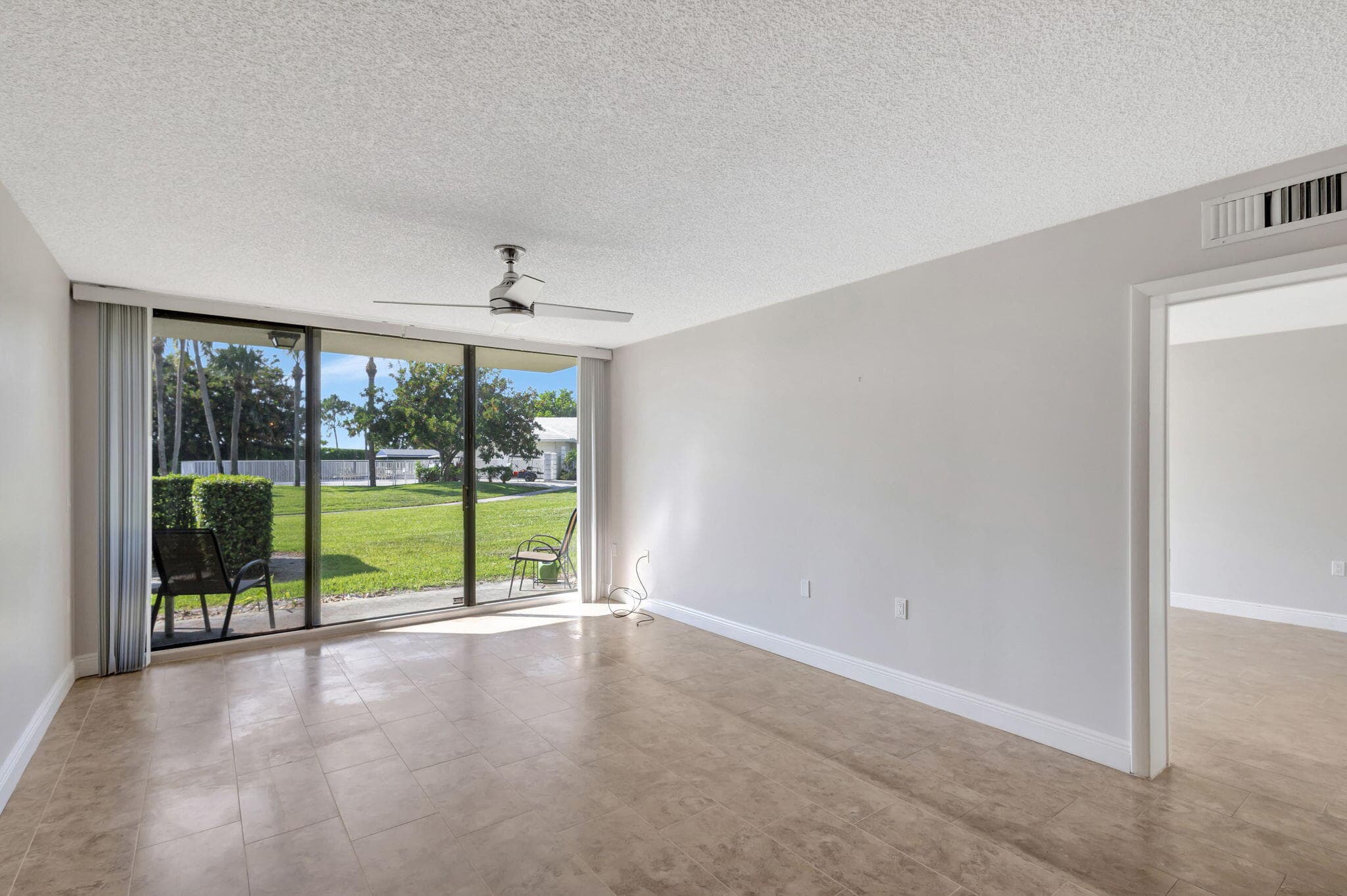 2741 Village Boulevard 104, West Palm Beach, FL 33409 — photo 7 of 37