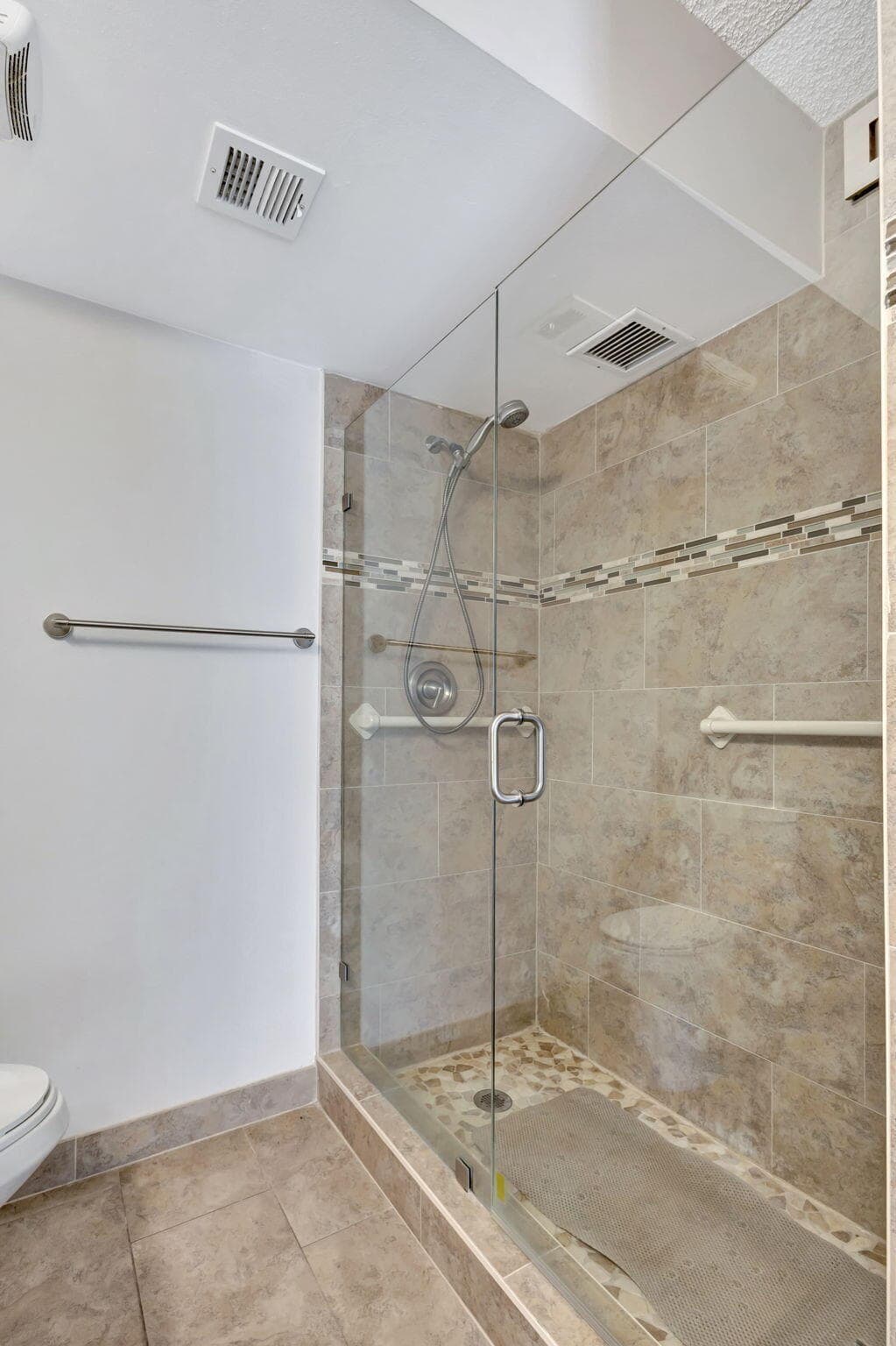 2741 Village Boulevard 104, West Palm Beach, FL 33409 — photo 16 of 37