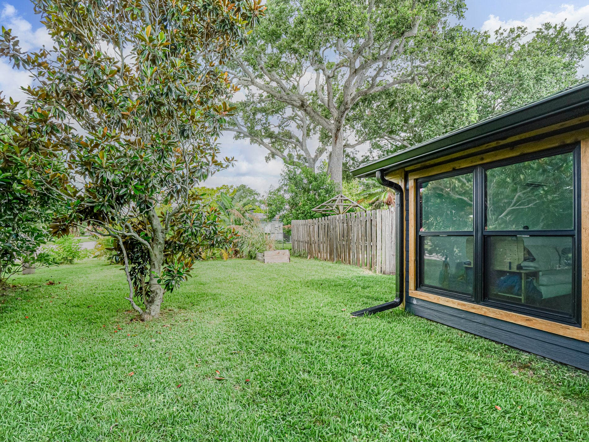 1611 4th Avenue, Vero Beach, FL 32960 — photo 31 of 36