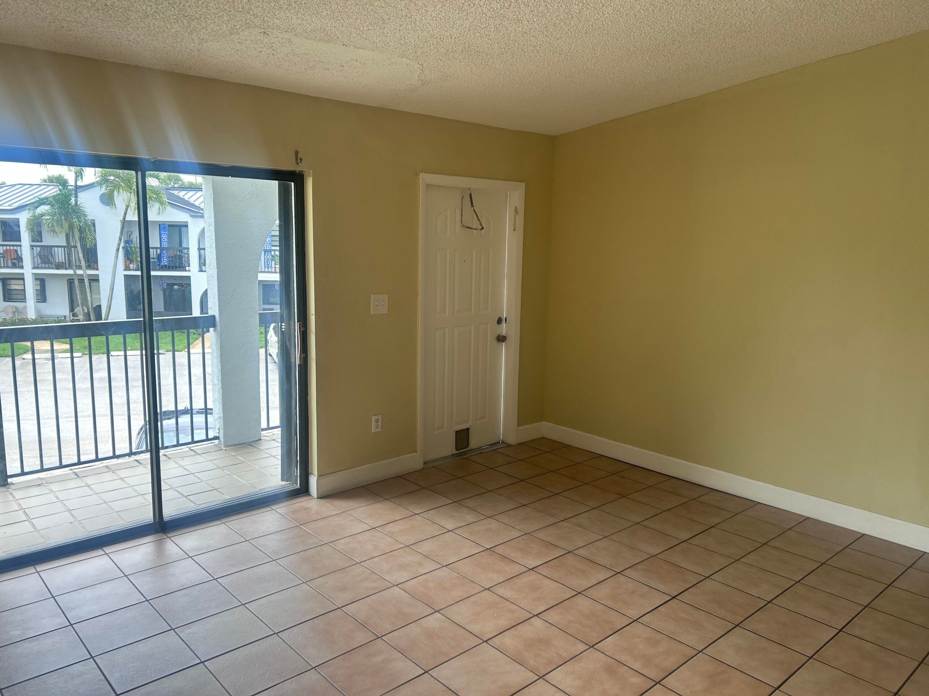 18301 Mediterranean Boulevard, Hialeah, FL 33015 — photo 13 of 16
