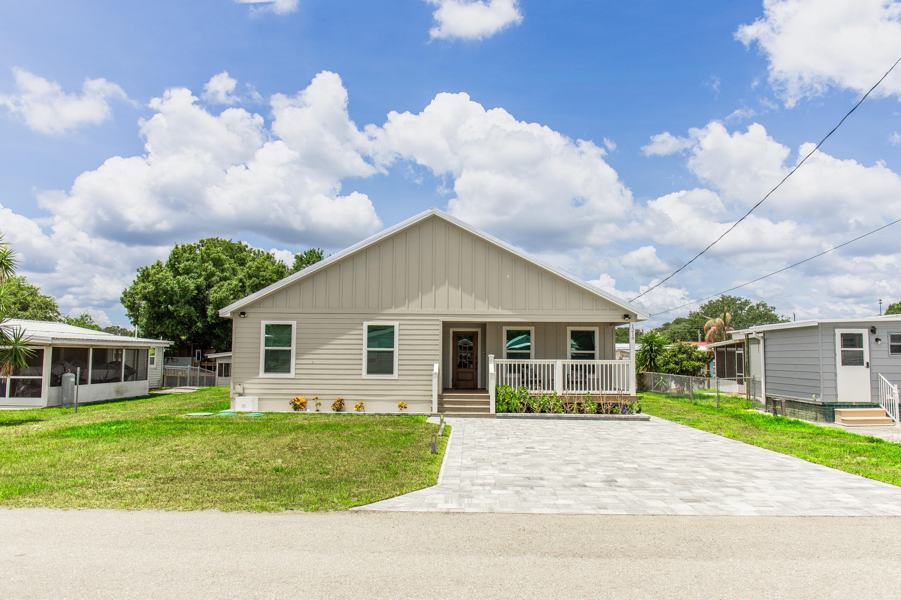 1218 6th Street, Okeechobee, FL 34974 — photo 1 of 50