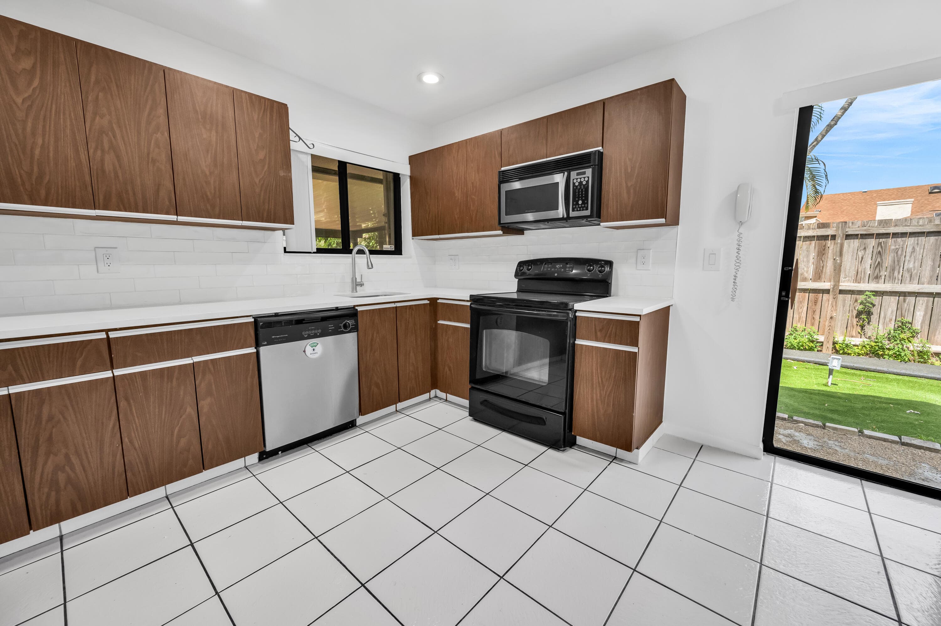 7755 E Kenway Pl Place E, Boca Raton, FL 33433 — photo 12 of 25