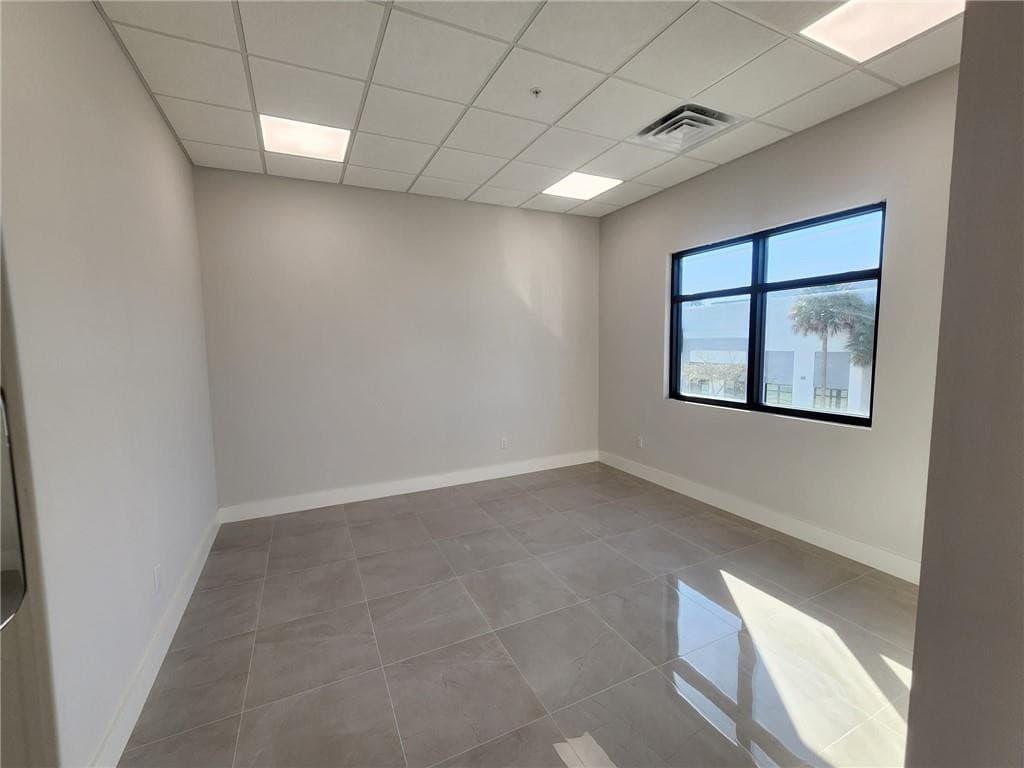 9100 Belvedere Road 213, Royal Palm Beach, FL 33411 — photo 11 of 31