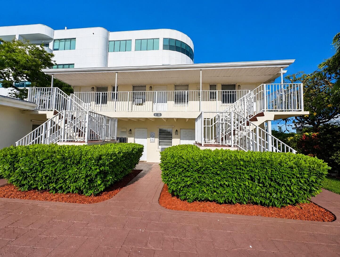 2620 East Way 10, West Palm Beach, FL 33404 — photo 1 of 6