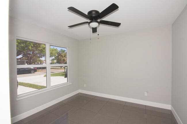 195 S 4th Street, Lantana, FL 33462 — photo 8 of 12