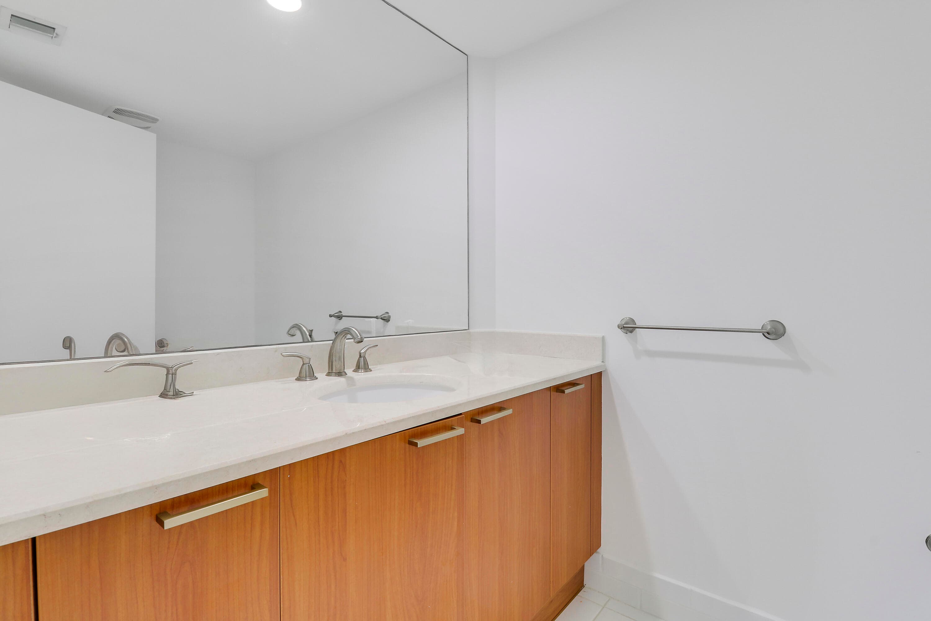 2640 Lake Shore Drive 307, Riviera Beach, FL 33404 — photo 41 of 48