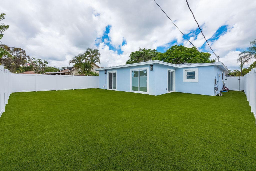 626 NW 7th Street, Boynton Beach, FL 33426 — photo 30 of 35