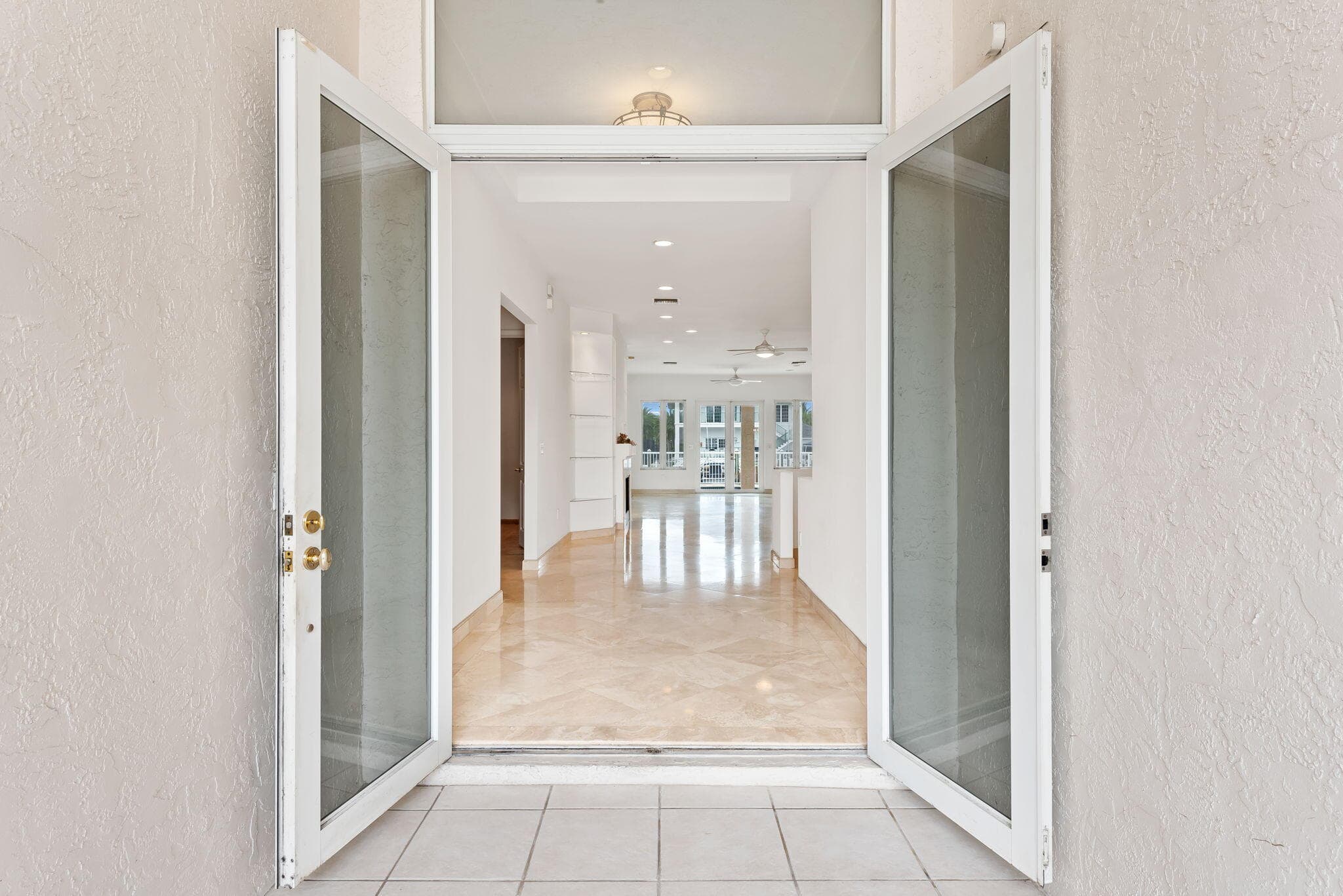 1630 SE 11th Street, Fort Lauderdale, FL 33316 — photo 2 of 33