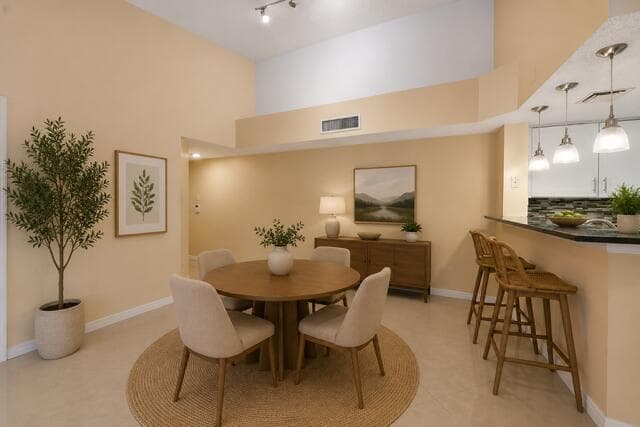 5011 Wiles Road Unit 303, Coconut Creek, FL 33073 — photo 9 of 35