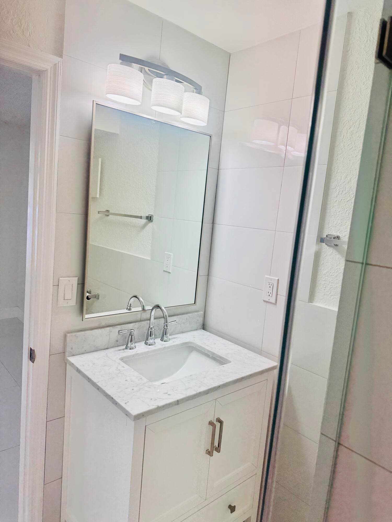 9 Royal Palm Way 102, Boca Raton, FL 33432 — photo 17 of 29