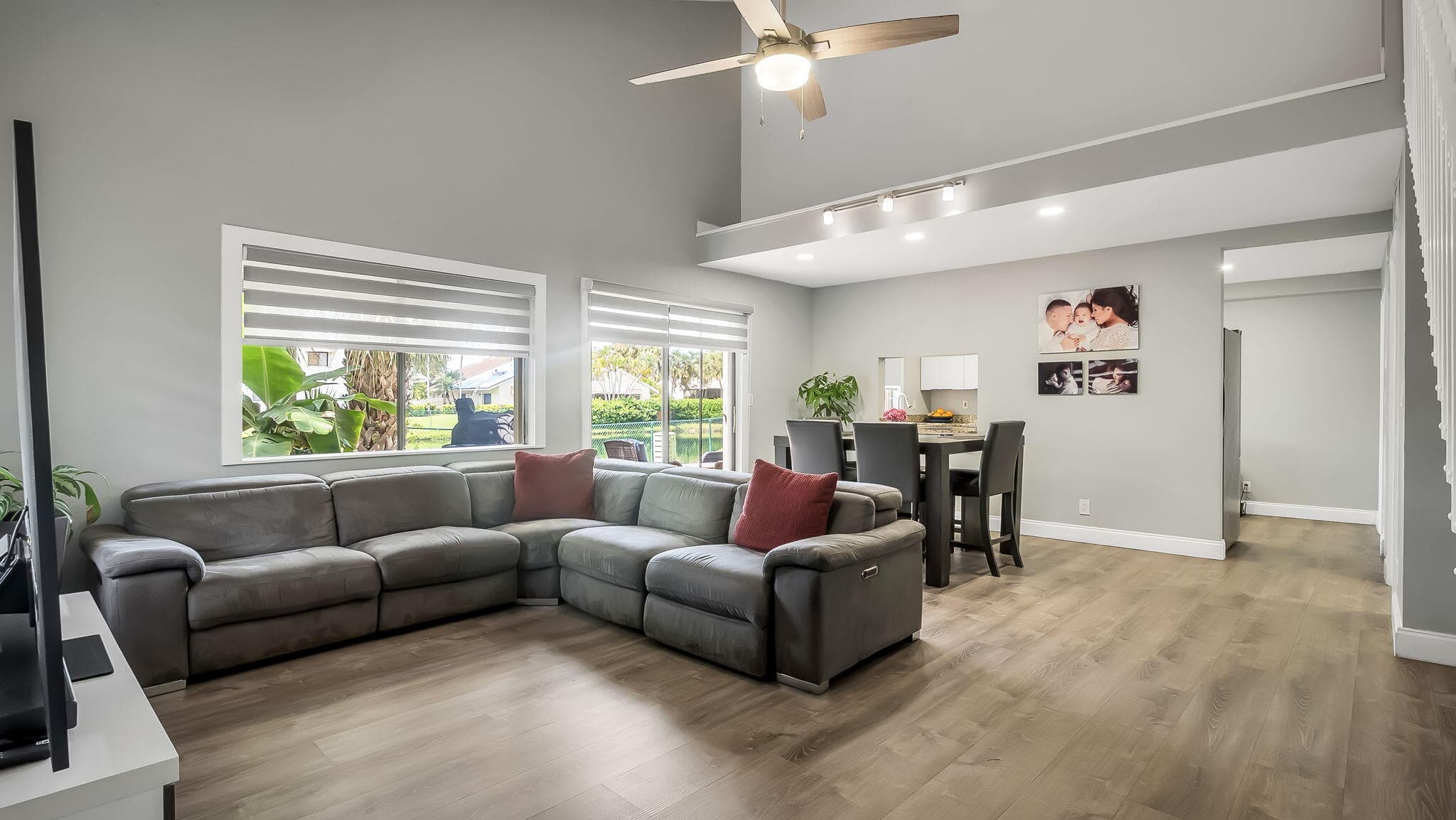 10244 NW 33rd Place, Sunrise, FL 33351 — photo 11 of 48