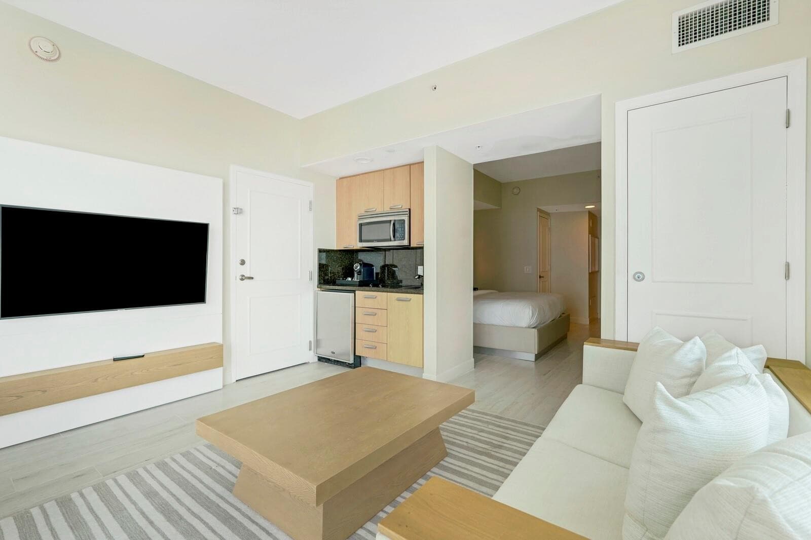 505 N Fort Lauderdale Beach Boulevard 2509, Fort Lauderdale, FL 33304 — photo 11 of 23