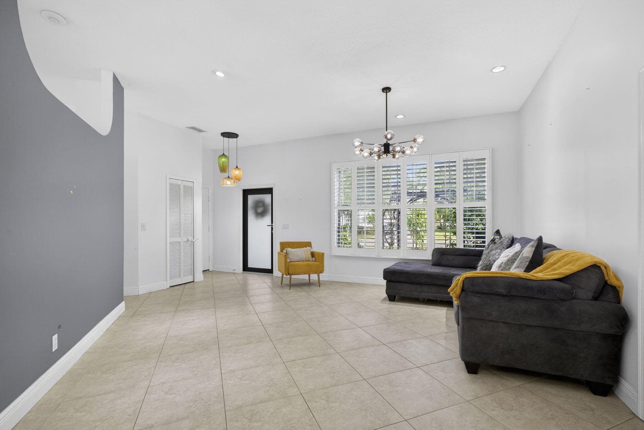 102 E Royal Pine Cir Court, Royal Palm Beach, FL 33411 — photo 4 of 28