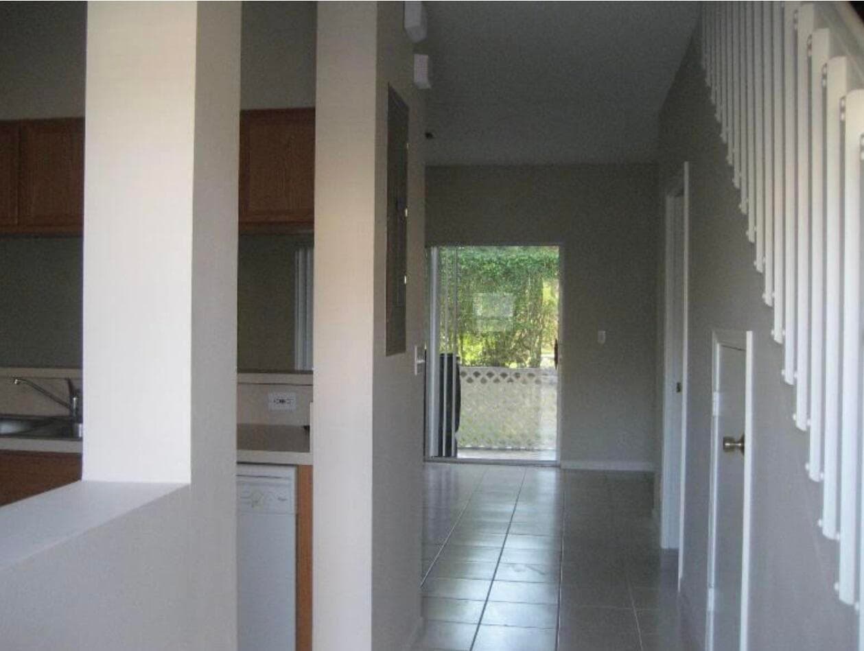 5113 SE Palmbrooke Circle SE, West Palm Beach, FL 33417 — photo 3 of 12