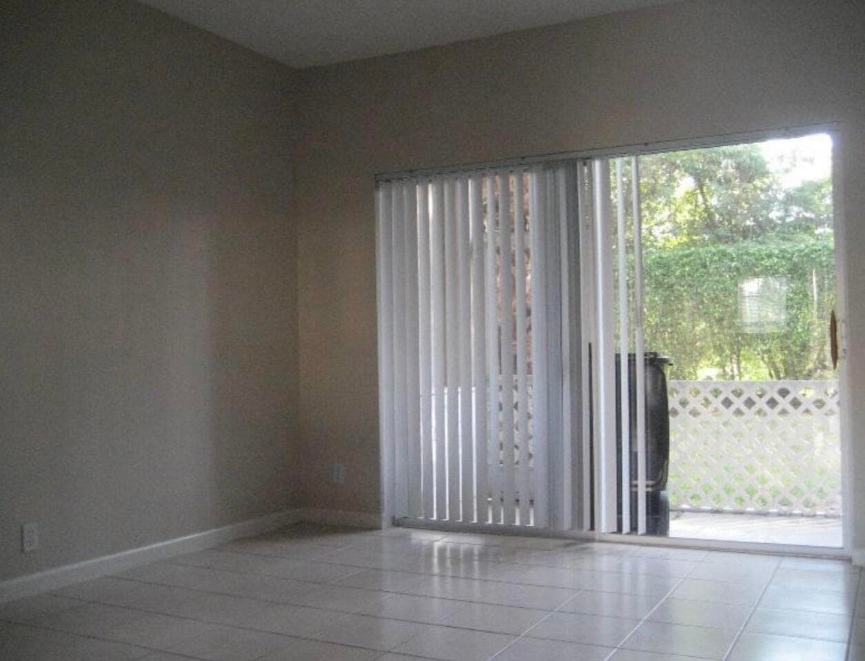 5113 SE Palmbrooke Circle SE, West Palm Beach, FL 33417 — photo 4 of 12