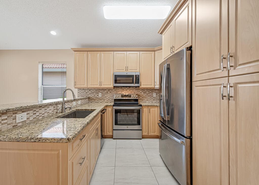 9529 Cherry Blossom Terrace, Boynton Beach, FL 33437 — photo 19 of 46