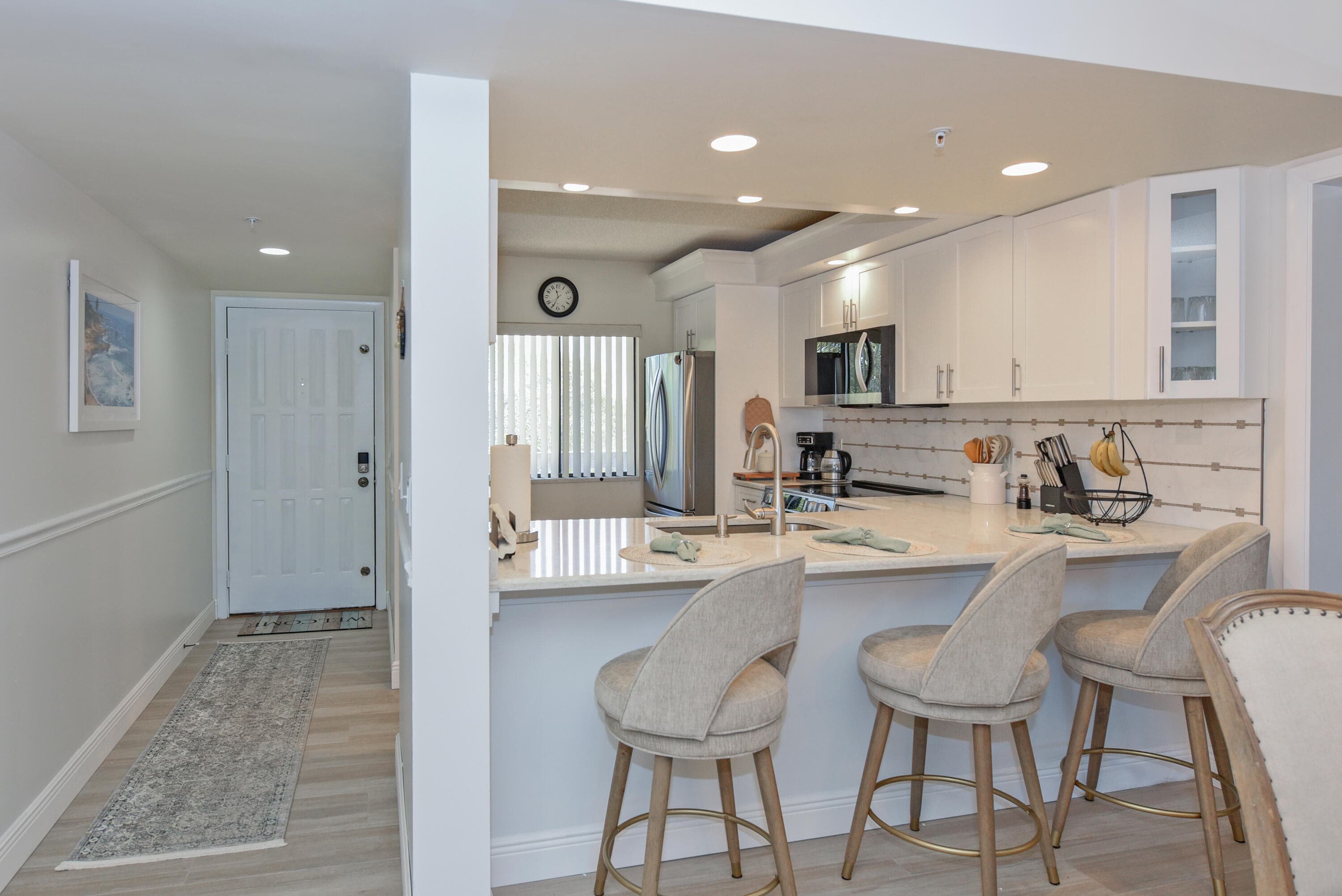 901 Seafarer Circle 302, Jupiter, FL 33477 — photo 2 of 32