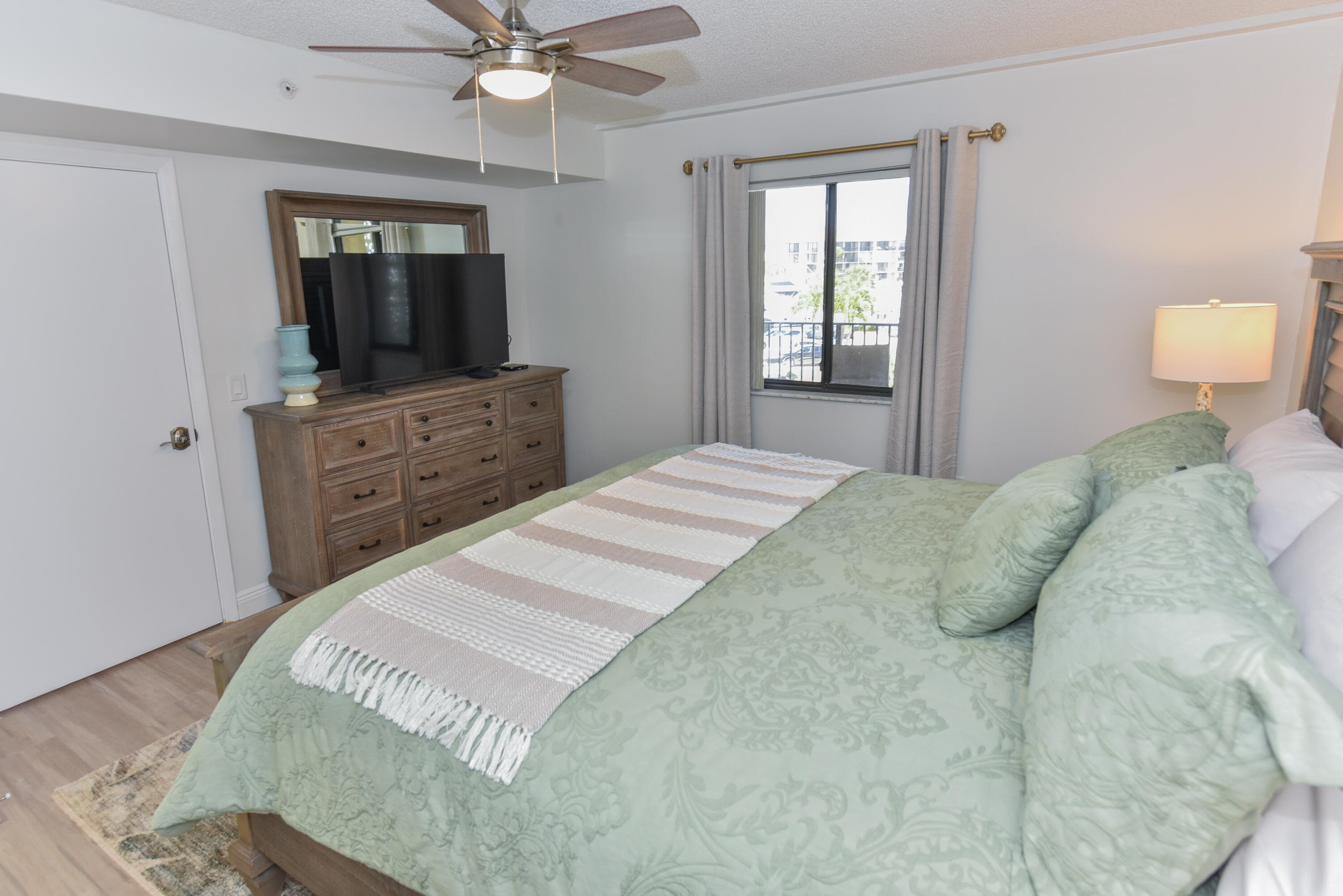 901 Seafarer Circle 302, Jupiter, FL 33477 — photo 16 of 32