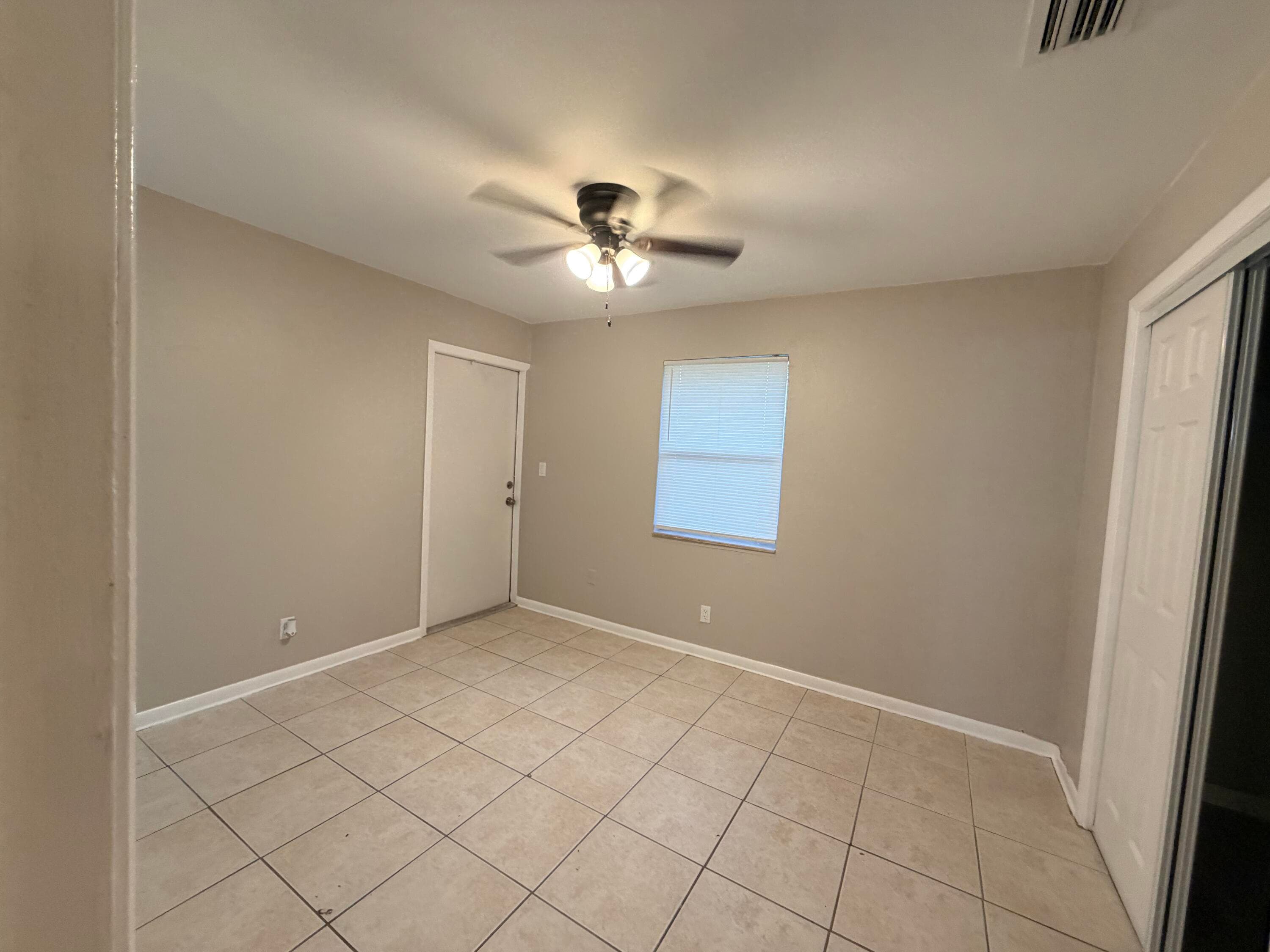 612 4th Street, West Palm Beach, FL 33401 — photo 6 of 13