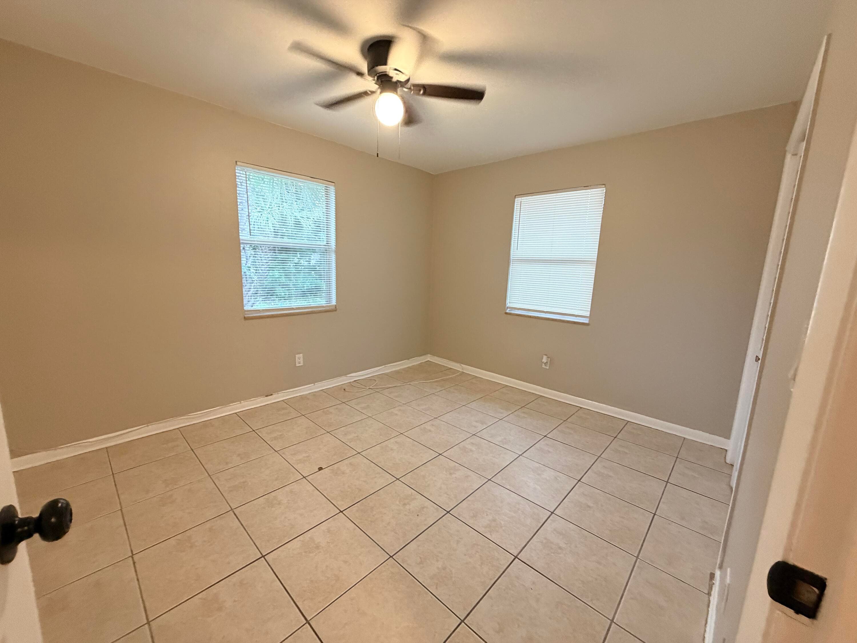 612 4th Street, West Palm Beach, FL 33401 — photo 9 of 13