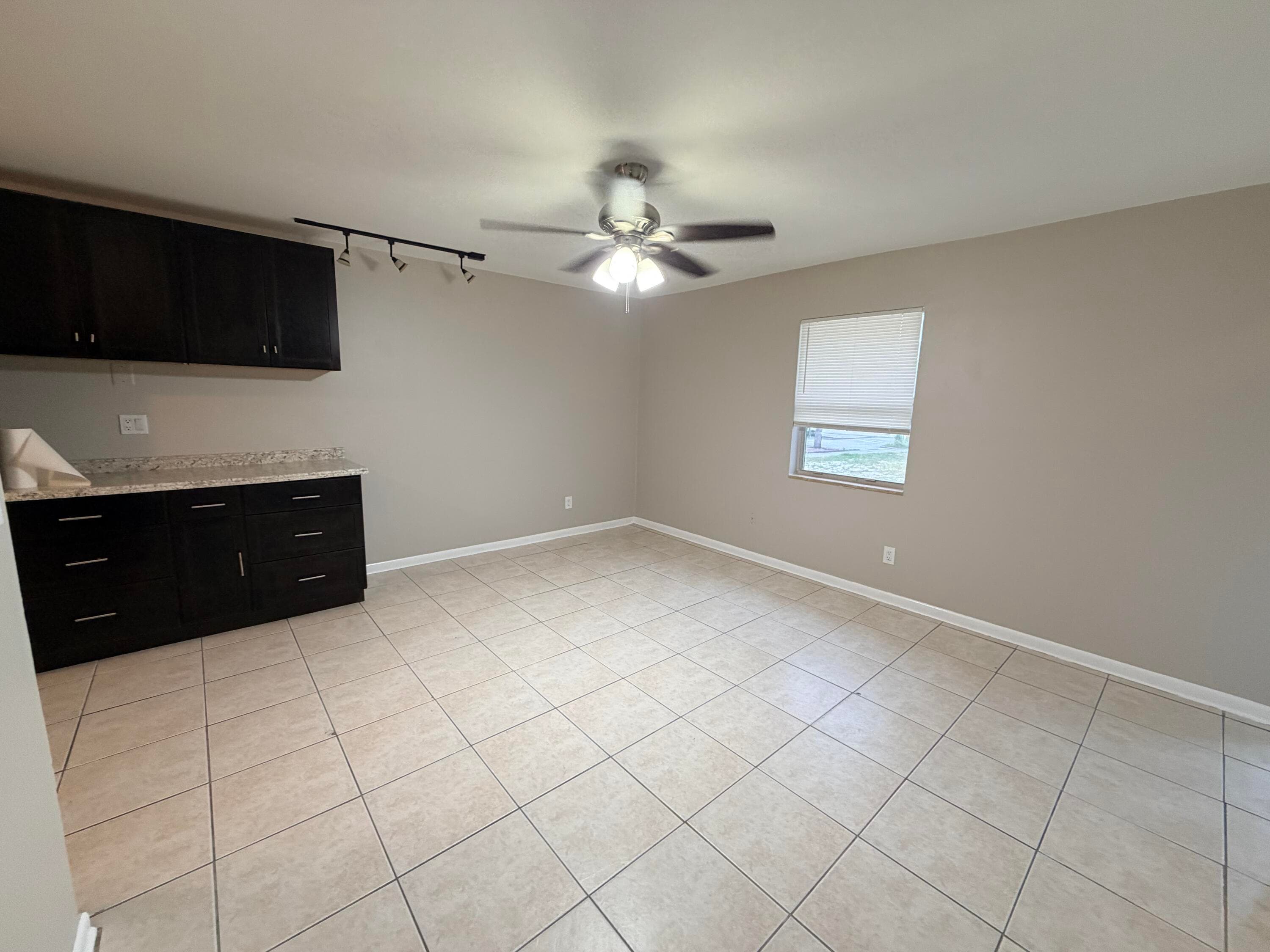 612 4th Street, West Palm Beach, FL 33401 — photo 12 of 13