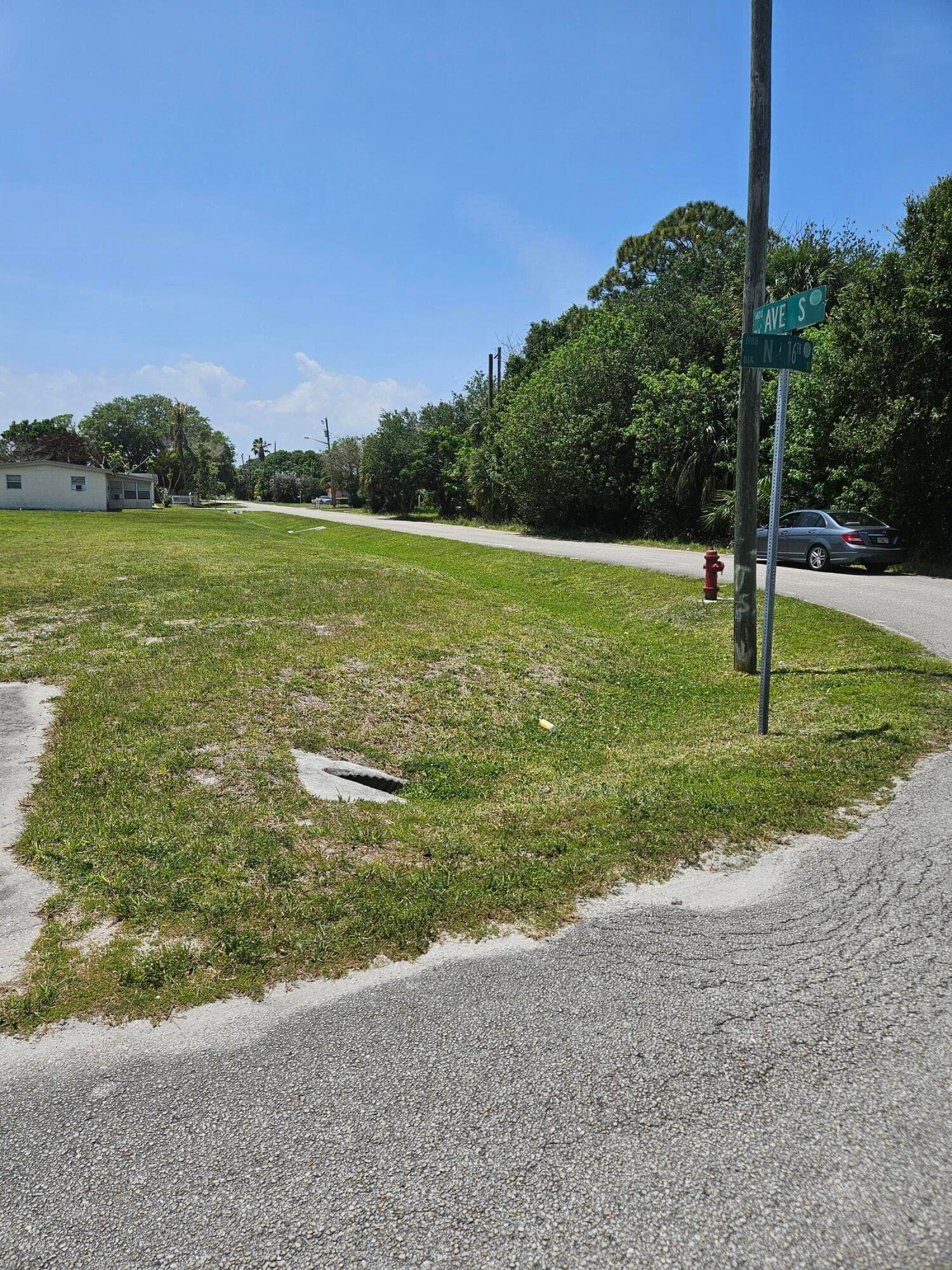 1909 N 16th Street, Fort Pierce, FL 34950 — photo 5 of 6